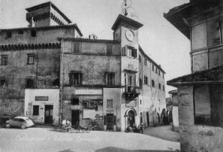 Piazza del Comune, Palazzo Comunale02